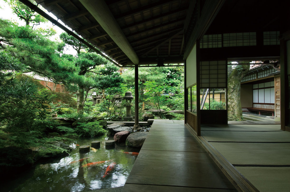 accommodation &amp; experiences